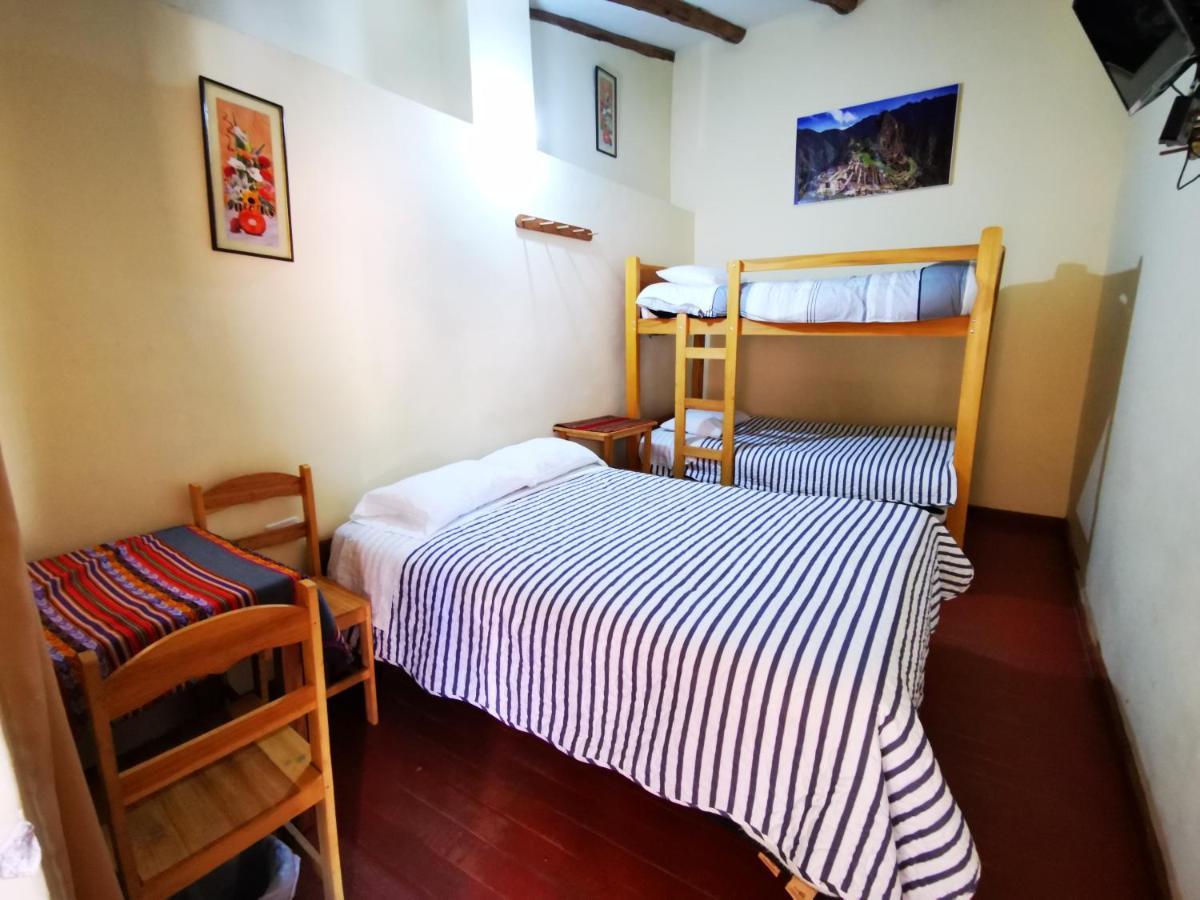 Hostal Apu Qhawarina Ollantaytambo Exterior photo